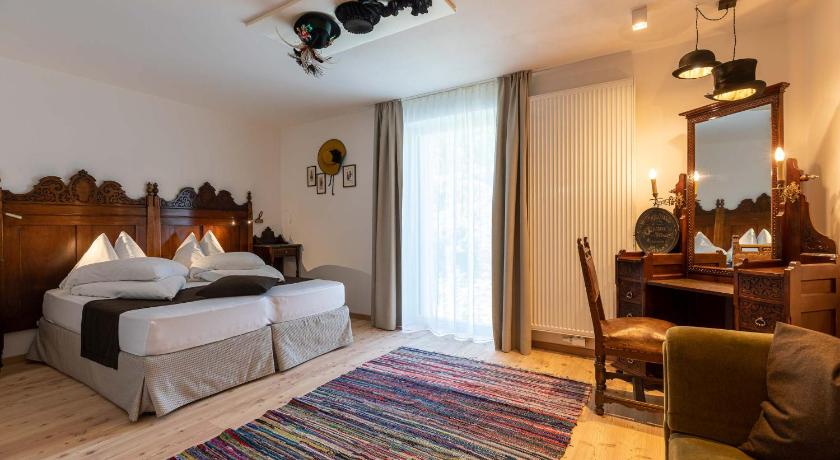 马雷贝 Al Plan, A mountain moving hotel 4星级 酒店 大堂