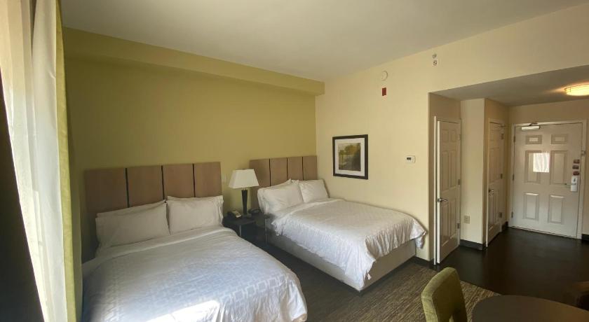 Candlewood Suites Hattiesburg