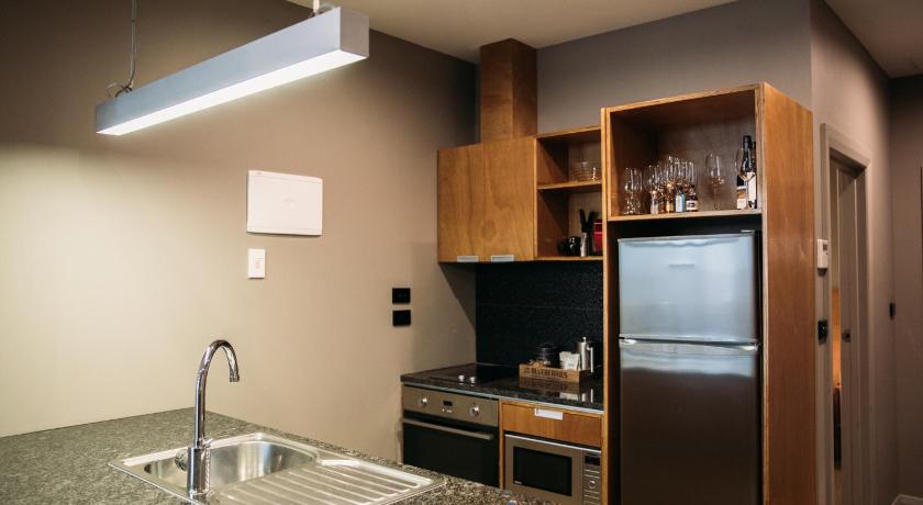 รูปของLuxury One-Bedroom Apartment (Queen Victoria Suite) 1