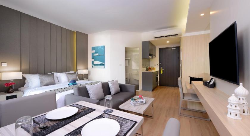 Image of Deluxe Room 14