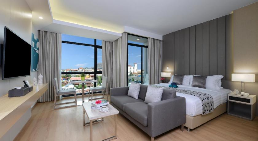 Image of Deluxe Room 4
