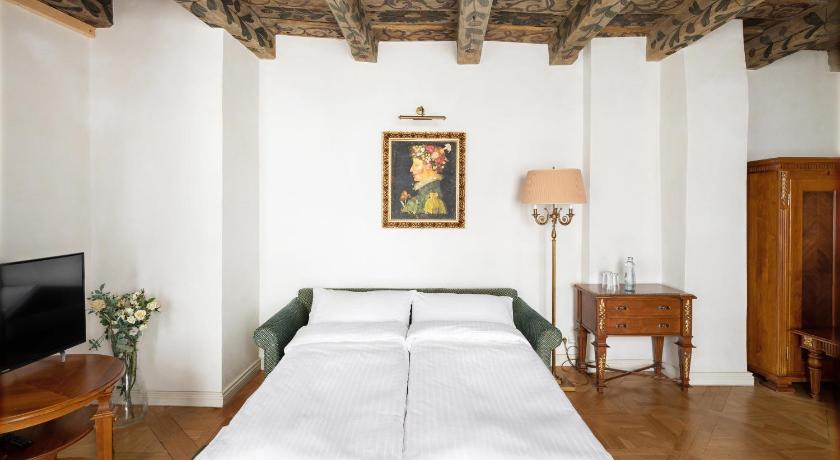 Image of Two-Bedroom Suite 8