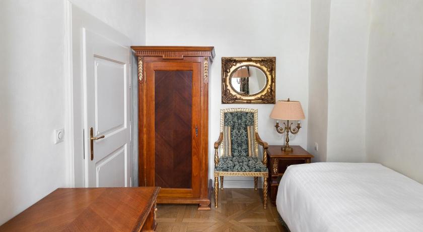 Image of Two-Bedroom Suite 12