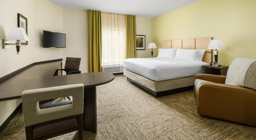 Candlewood Suites Orlando - Lake Buena Vista