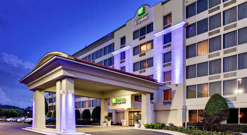 Holiday Inn Express Atlanta-Kennesaw