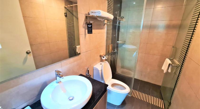 Image of Executive Suite 12