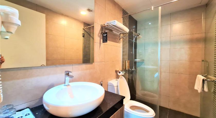 Image of Executive Suite 2
