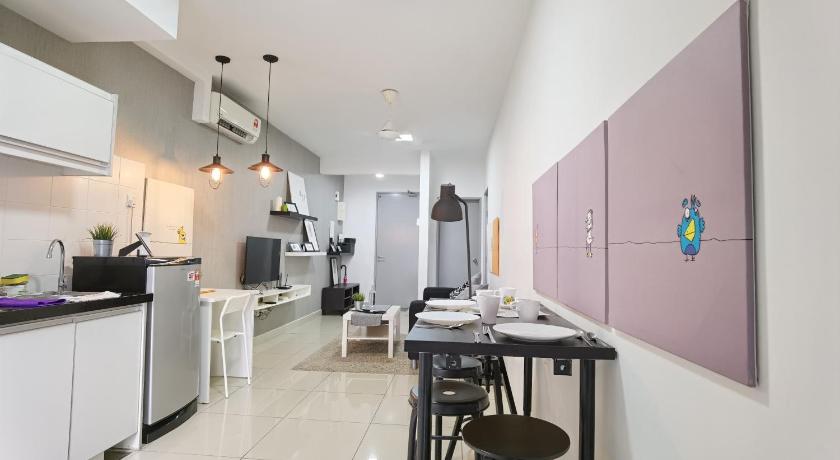 2 bedroom apartment - MyCribKL Neocyber Cyberjaya photo