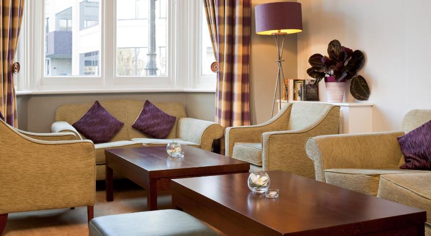 Mercure London Staines-upon-Thames Hotel