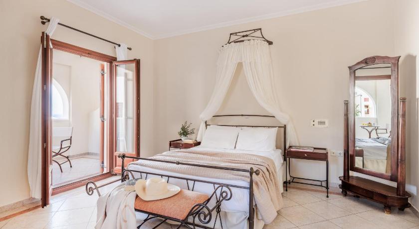 Epavlis Hotel - image 8