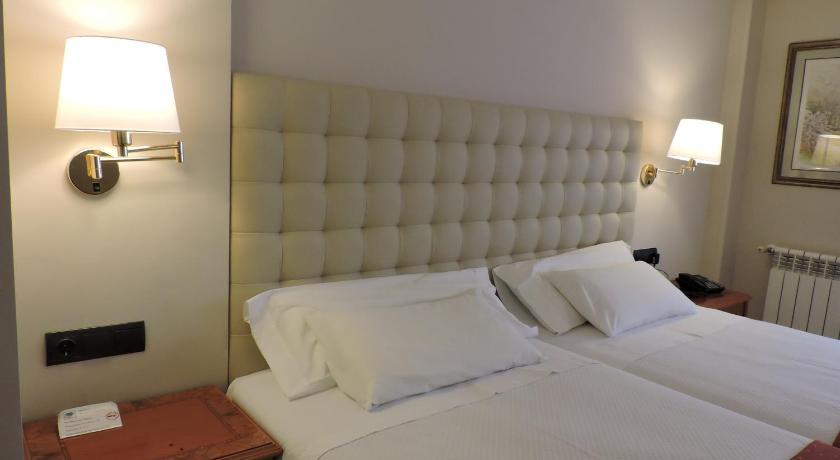 Hotel El Nogal photo