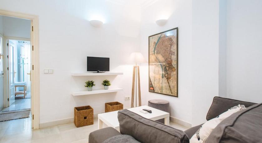 Comfortable Apartment in Sevilla Center photo