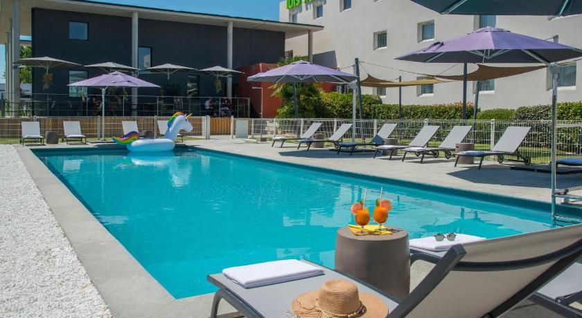 ibis Styles Pertuis Luberon photo