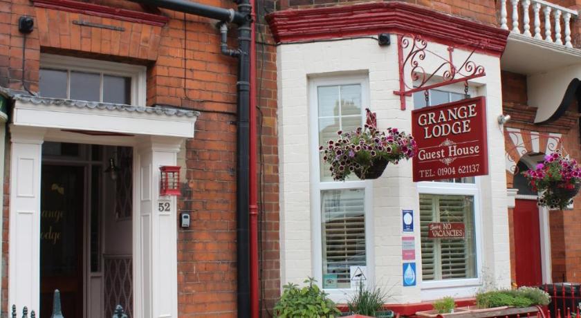 Grange Lodge - main image