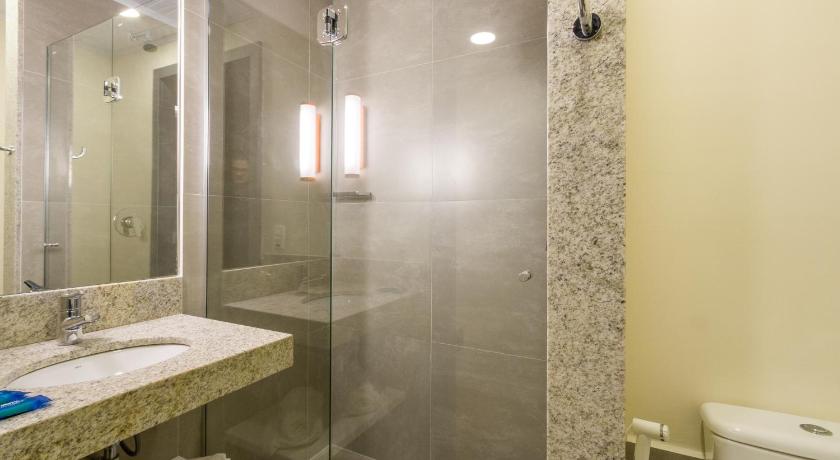 ibis Budget Ribeirão Preto Vila do Golf photo