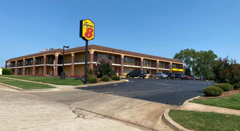 Super 8 By Wyndham Midwest City Ok