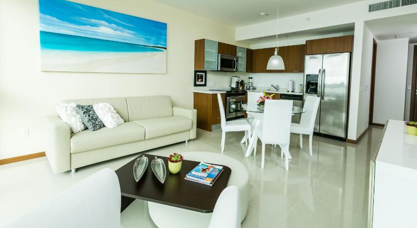 Image of Two-Bedroom Apartment with View 9