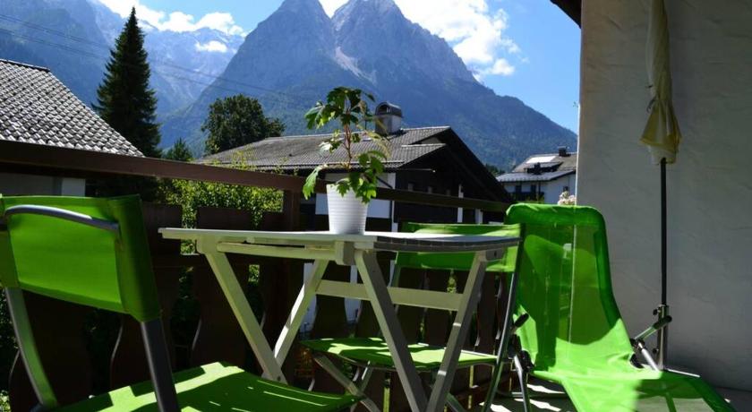 Ferienwohnung Stimmer — Hotel in Grainau