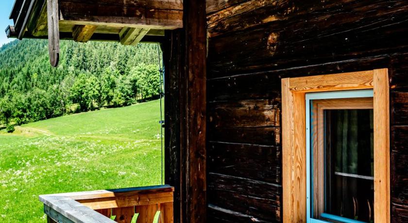Peakini Farmhaus photo
