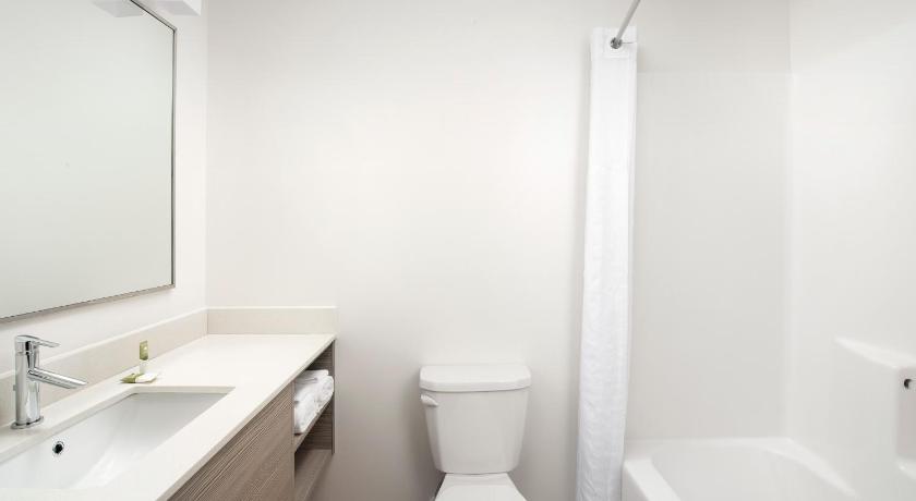 WoodSpring Suites Seattle Tukwila photo
