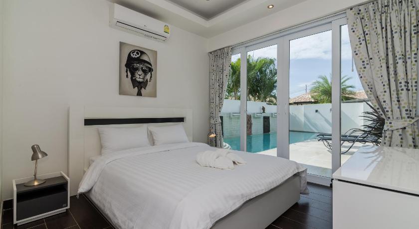 Image of Three-Bedroom Villa with Private Pool 0