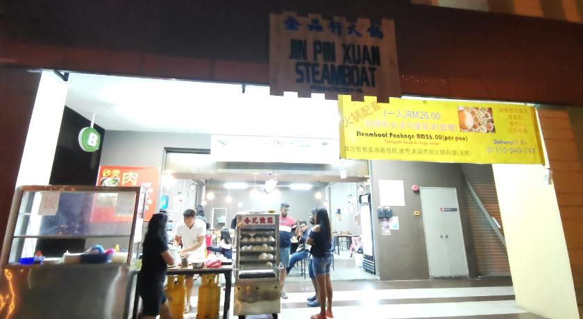 The Woodz Thematic Homestay - Cameron Highlands Golden Hills Night Market photo