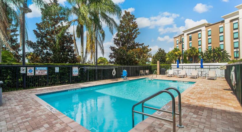 Holiday Inn Express Hotel & Suites Orlando - Apopka photo