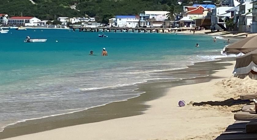 Sunshine SXM Studios photo