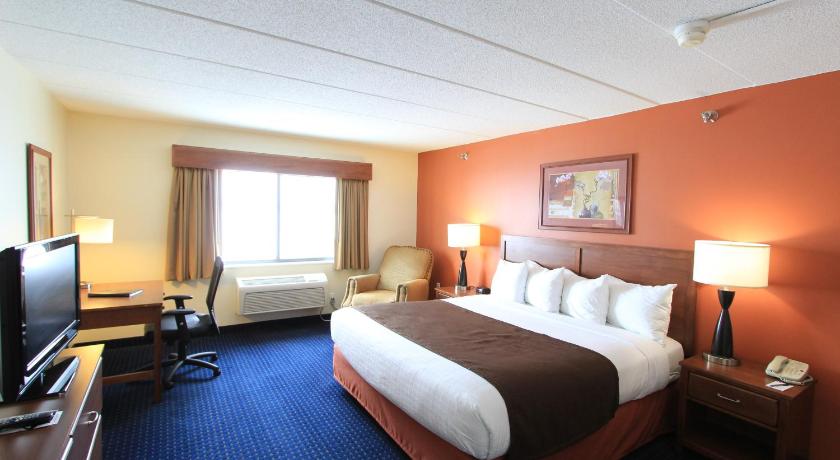 AmericInn by Wyndham Cedar Rapids/CID Airport