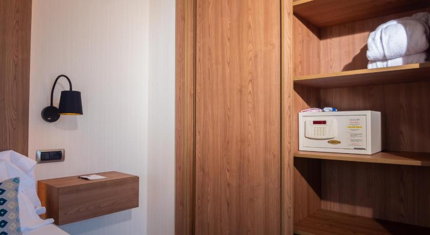 Image of Premium Room with Terrace 11