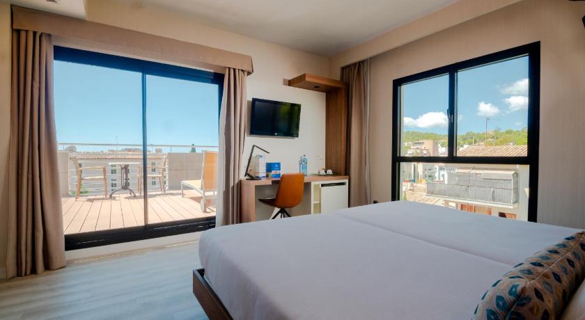 Image of Premium Room with Terrace 5