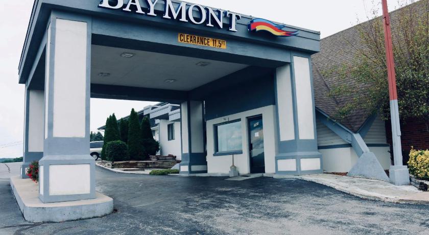 Baymont By Wyndham Cookeville photo