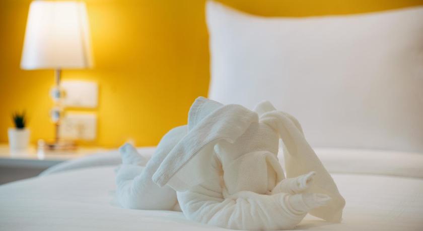Chanita Hotel Chumphon photo