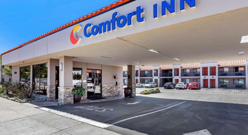 Comfort Inn Near Old Town Pasadena in Eagle Rock CA