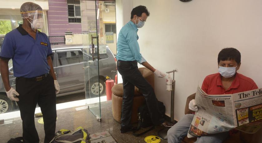 HOTEL SHREESH KOLKATA photo