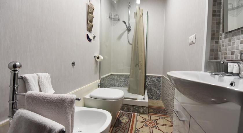 Image of Standard Double Room 13