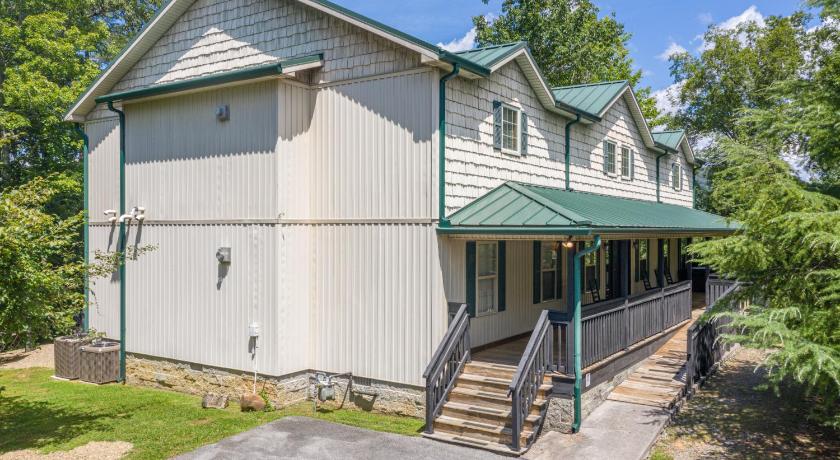 Image of Superior Chalet 0