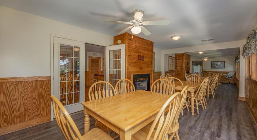 Image of Superior Chalet 13