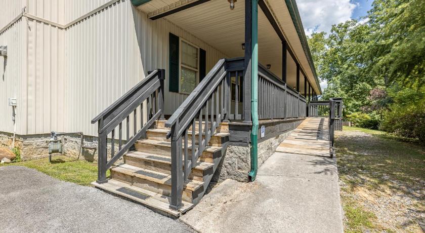 Image of Superior Chalet 28