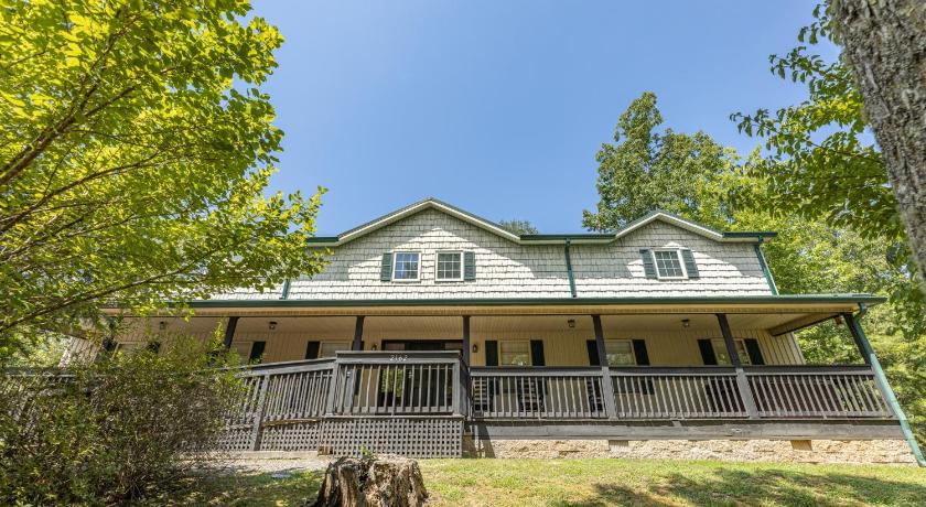 Image of Superior Chalet 25