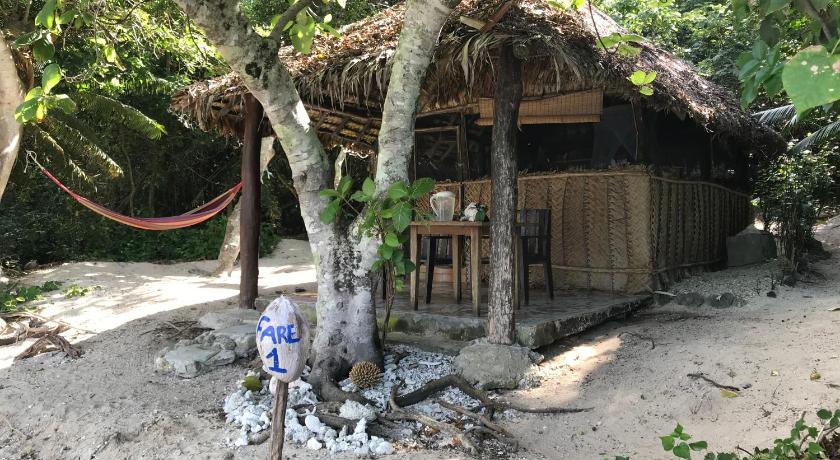 Image of Standard Bungalow - Beach Front 3