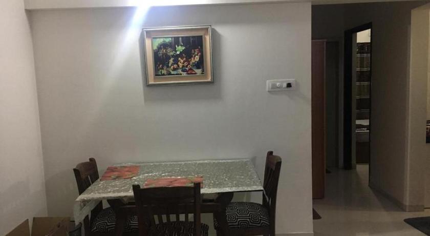 2 BHK Private Apartment Near Hiranandani Estate photo
