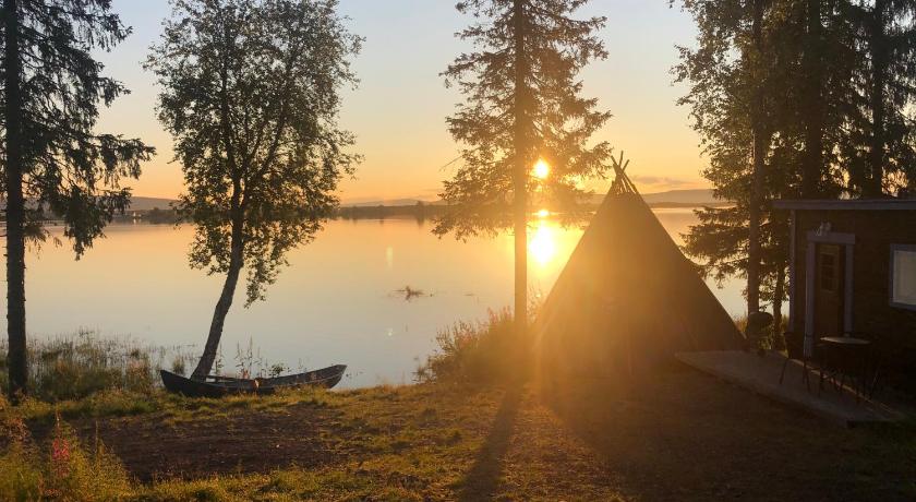Northern Light Camp photo