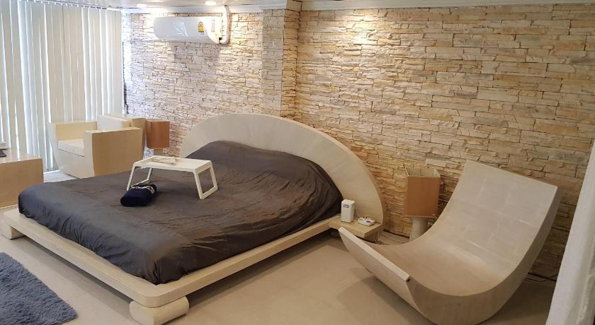 Kata Happy Place — Hotel in Phuket