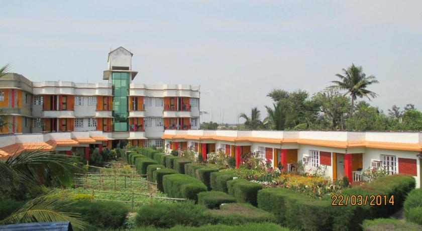 Neel Nirjaney Resorts photo