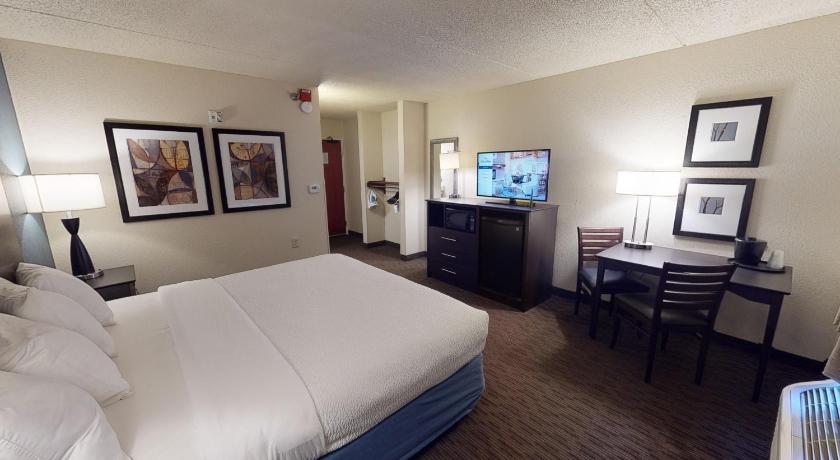 AmericInn by Wyndham Mounds View Minneapolis