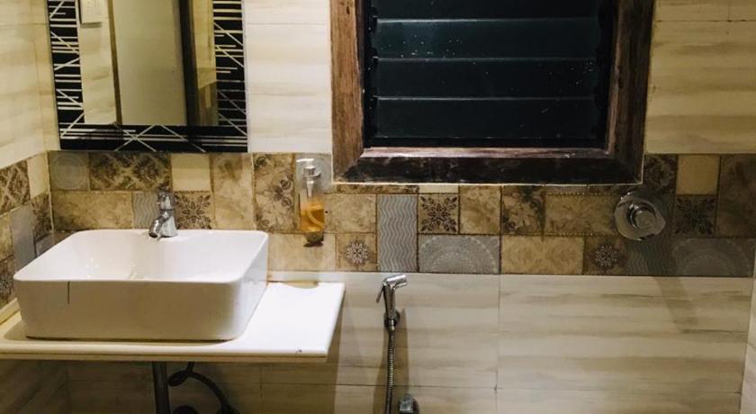Hotel West Inn - Andheri West photo