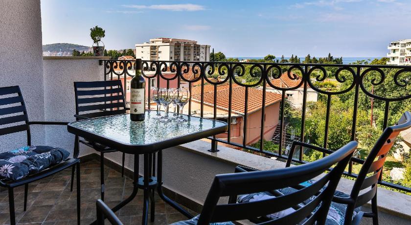 De Lux Apartments Luka photo