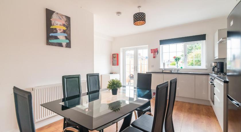 Roomstayer - image 8
