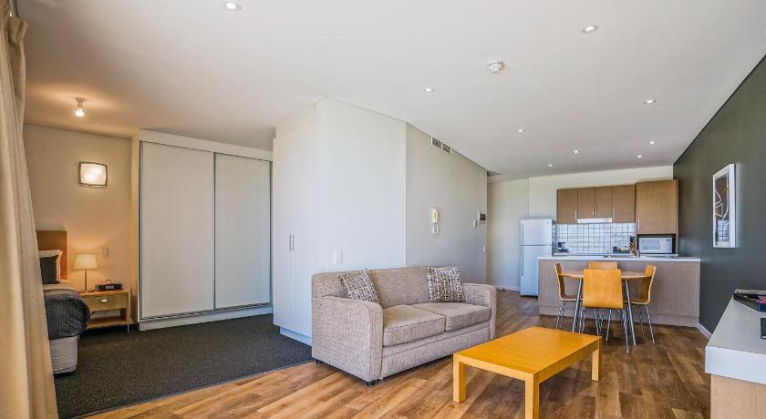 Wallaroo Marina Apartments